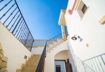 B&B Il Granaio has Balcony rooms