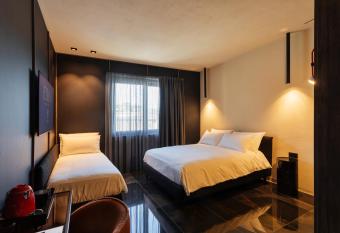 Etrus - Boutique Room & Rooftop has Balcony rooms