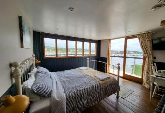 Inner Dowsing Lightship allows 18 year olds to book a room