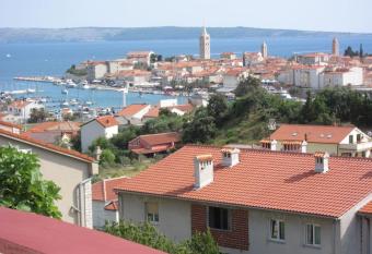 Felix of a Rabia has Balcony rooms