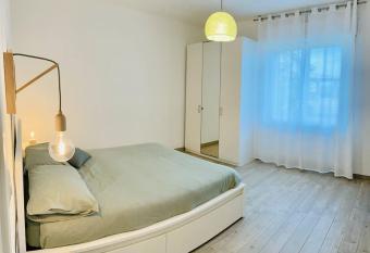 Terra Teatina B&B allows 18 year olds to book a room