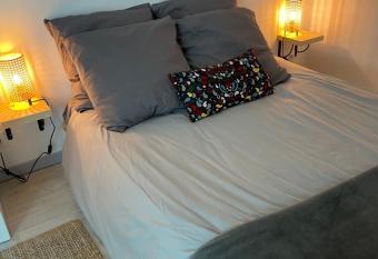 Appartement cosy    la campagne allows 18 year olds to book a room