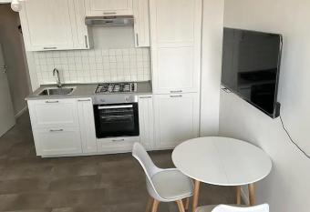 Galvani 11 has Balcony rooms