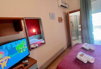 Hotel Villa Tina allows 18 year olds to book a room