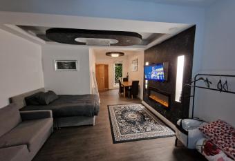 31 London Road Liverpool Sleeps 4 has Balcony rooms