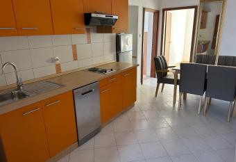 App 4 -6 persons direct on the seaside has Balcony rooms