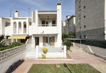 Villa del Mar en Cunit has Balcony rooms