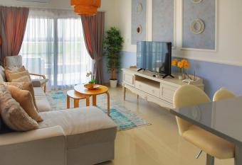 Superior One Bedroom Apartment in Caesar Resort & SPA, Long Beach allows 18 year olds to book a room