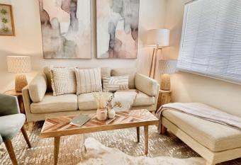 Convenient Game Day 1br Condo Near Fsu Stadium allows 18 year olds to book a room