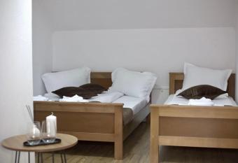 Bingy   Vend  gh  z has Balcony rooms