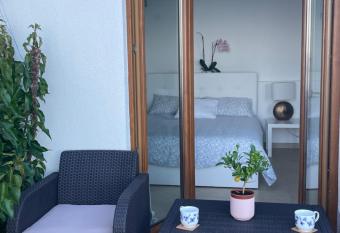 Studio Apartman Lana 3 has Balcony rooms