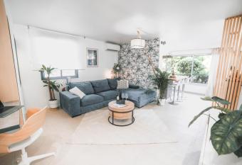 T3- un Oasis r  nov   et climatis   au centre de LGM has Balcony rooms