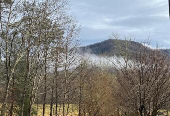 Mountain View Mark Twain RV has Balcony rooms