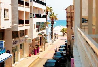 Stephanie City Apartments allows 18 year olds to book a room