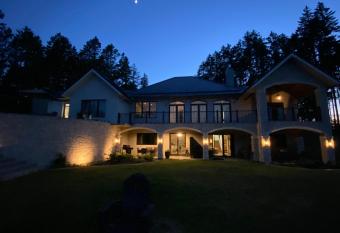 Private suite on peaceful estate has Balcony rooms