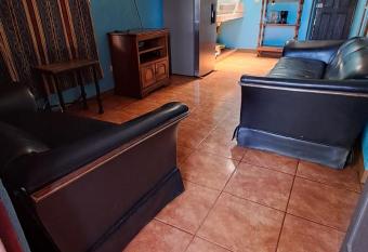 Casa Santa Cruz amueblada 6 pax has Balcony rooms