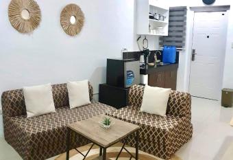 Rockmelon Guest House has Smoking rooms