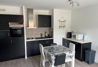 Appartement has Balcony rooms