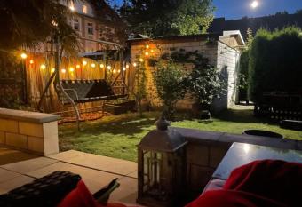 Villa Altillo con piscina y amplia sala has Balcony rooms