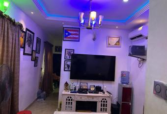 Luxury 1 bedroom apartment has Balcony rooms