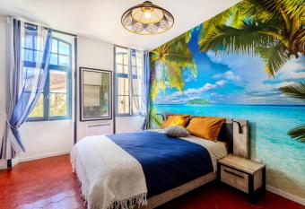 Esprit Tahiti has Balcony rooms