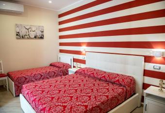 I Milord 2 has Balcony rooms