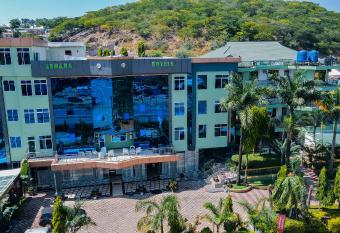 LENANA HOTELS has Balcony rooms