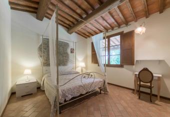 Borgo da Vinci has Balcony rooms
