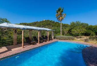 Es Sestador has Balcony rooms