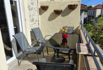 Villa Mariale has Balcony rooms