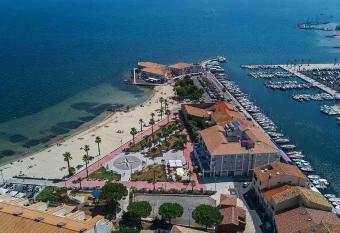 Casa Yona has Balcony rooms