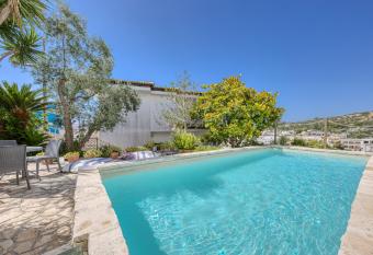 Villa Blu La Patronale has Balcony rooms