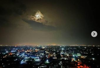 2 bedroom rental unit in gated society. has Balcony rooms