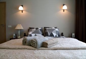 Prenzel Apartments - City allows 18 year olds to book a room