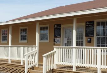 Tilden Country Inn has Balcony rooms