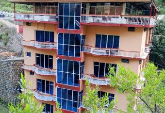 Hotel Red Roof & Restaurant has Balcony rooms