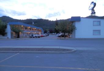 Trail Motel allows 18 year olds to book a room