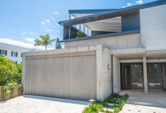 Casa Del Mar has Balcony rooms