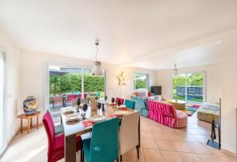 Villa Kib terrasse BBQ piscine has Balcony rooms