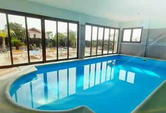 Buena Vista has Balcony rooms