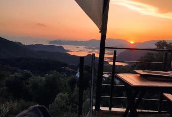 Villa Dreamlife has Balcony rooms