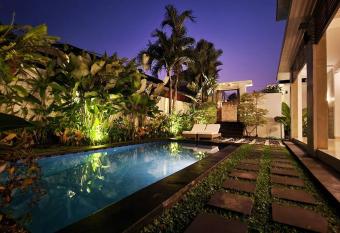 Canggus Best Resort Style Home allows 18 year olds to book a room