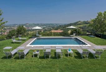 Villa Zeta / Design Villa with Private Pool has Balcony rooms