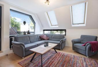 Ferienwohnung Maja am Yachthafen has Balcony rooms