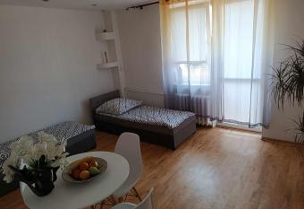Apartament fabryczny Comfort has Balcony rooms