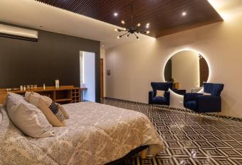 Suite Lago Casa Frida Valle has Balcony rooms