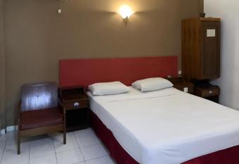 Hotel Laut Jaya Tanjung Pinang RedPartner allows 18 year olds to book a room