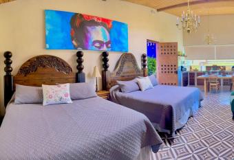 Suite Diego for 4 @ Casa Frida Valle de Gpe has Balcony rooms