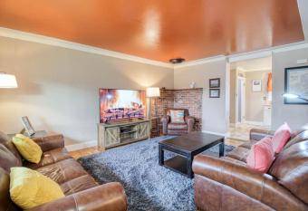 High Alpine 4bd Hideaway in Leadville allows 18 year olds to book a room