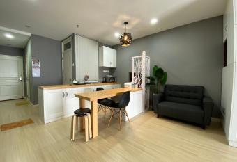 A Modern & Homely Studio with Pool and Gym has Balcony rooms